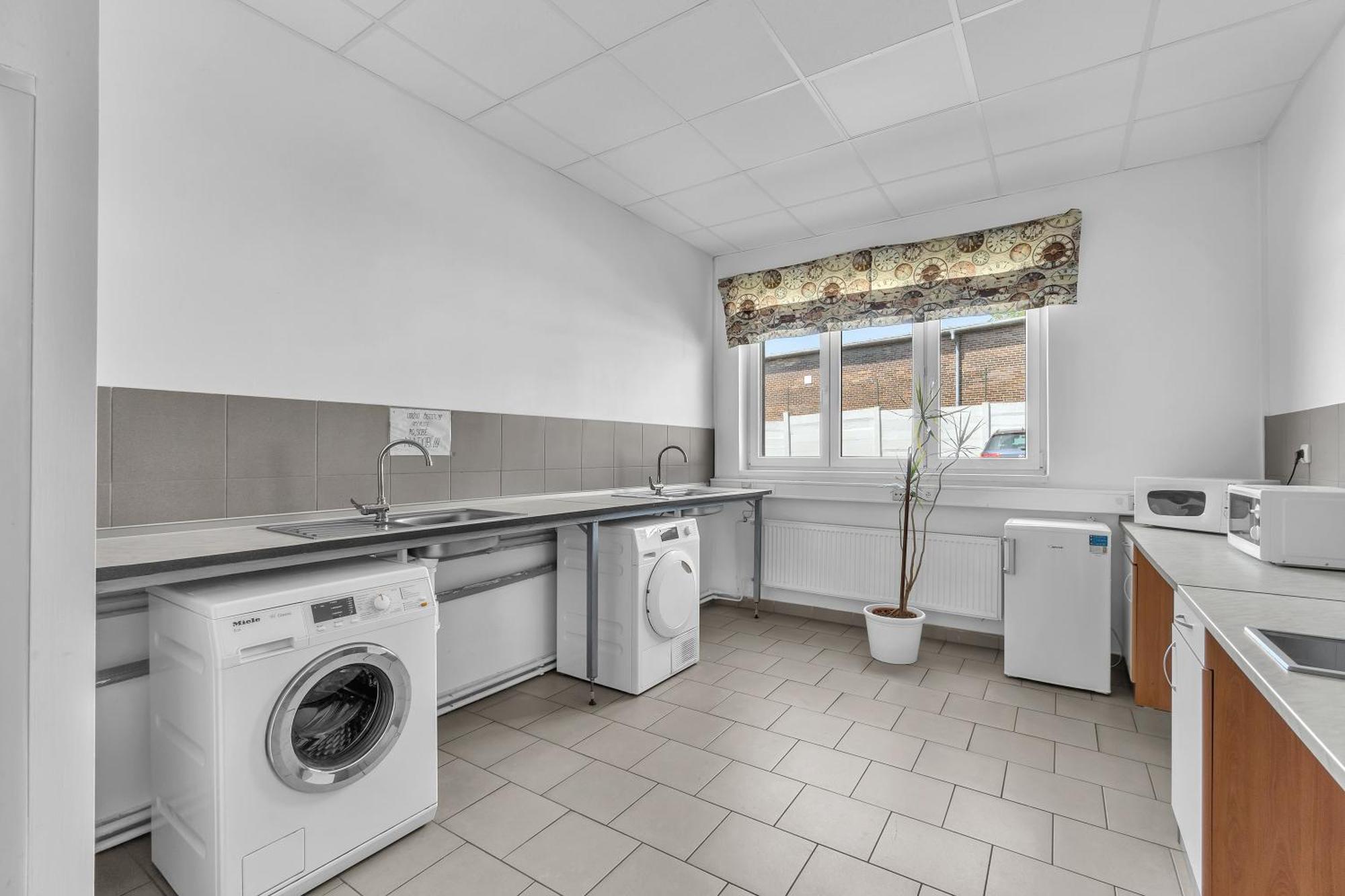 Apartmany A Ubytovani Premyslova, ฮราเดตสคราโลเว ภายนอก รูปภาพ